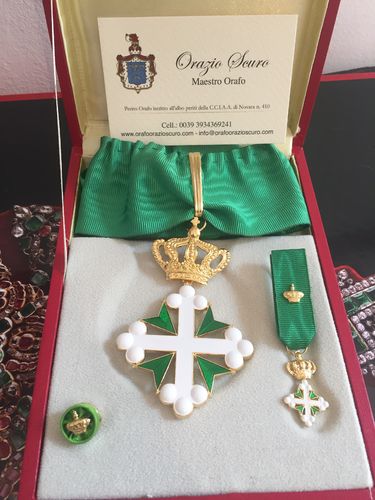 Set da Commendatore dell'Ordine dei Santi Maurizio e Lazzaro, realizzato artigianalmente in argento