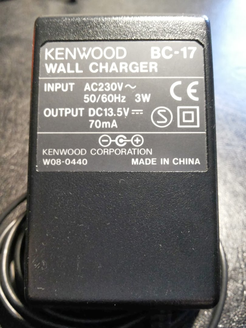 KENWOOD - BC17 - CARICABATTERIE