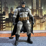 ⠀⠀Dc Multiverse McFarlane Toys Batman The Dark Knight Action Figure