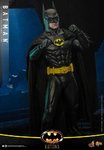 ⠀⠀PREORDINE - DC Hot Toys Batman 1989 Michael Keaton Movie Masterpiece Tim Burton Action Figure