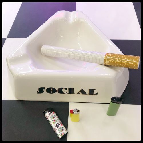 SOCIAL SMOKER